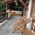 Linda Casa 7 Em Porto Com 4 Quartos, 2 Piscinas E Lazer